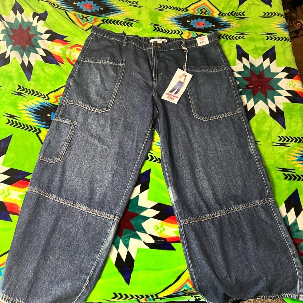 Celebrity Pink Dark Blue Jeans